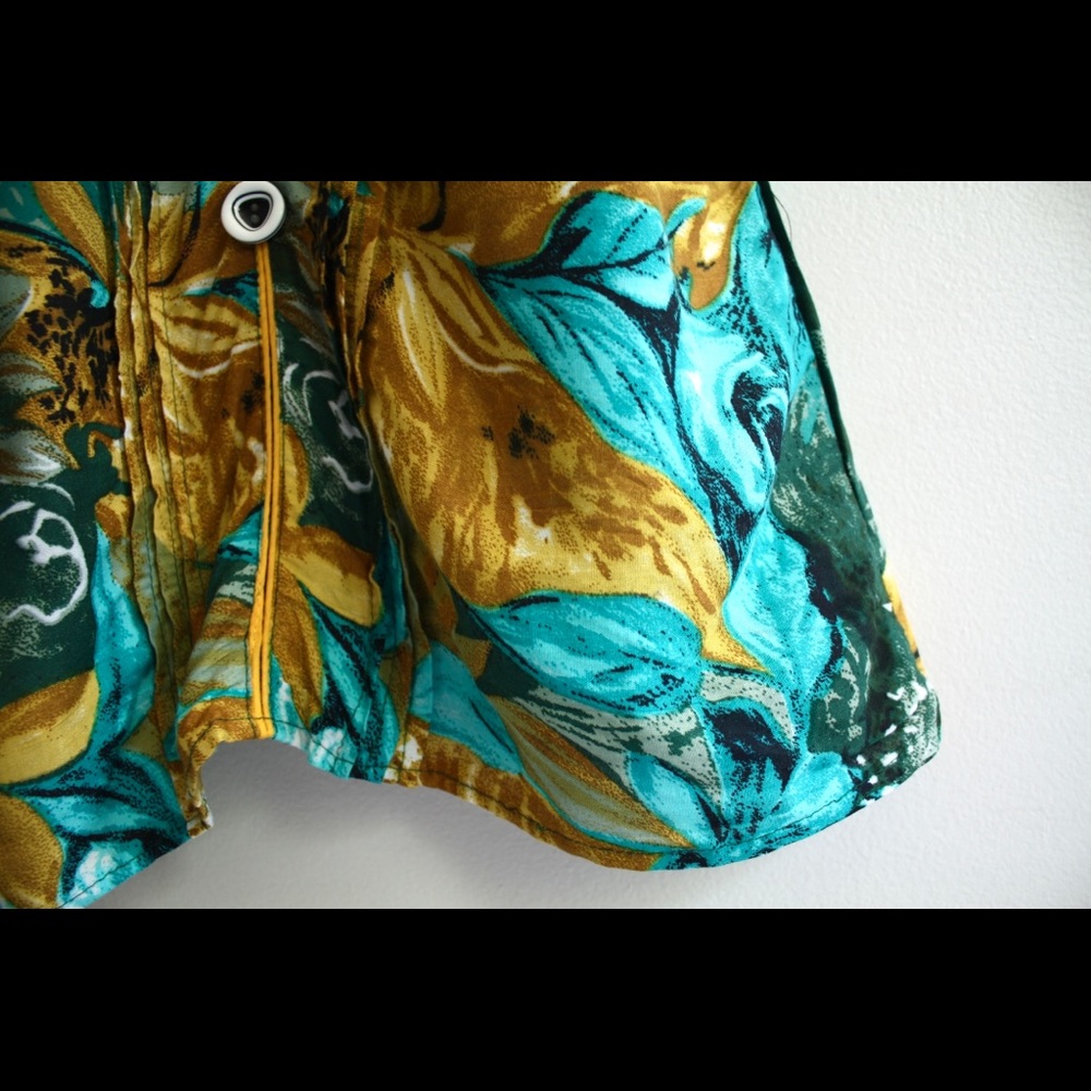 80s Vintage Hawaiian Shirt Dress in Turquoise & Gold SIZE MEDIUM - Picture 5 of 6